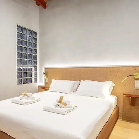 Spanish Steps Exclusive 3bdr * ローマ