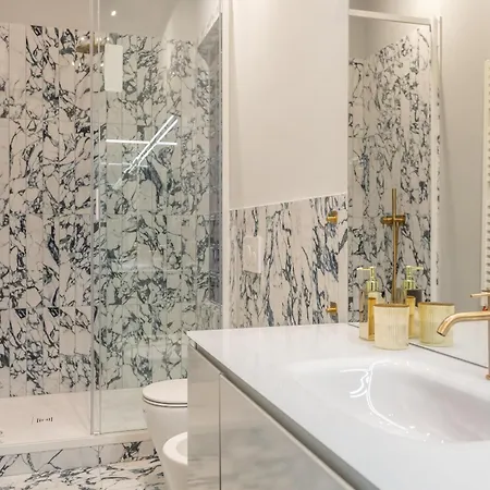 Spanish Steps Exclusive 3bdr * ローマ