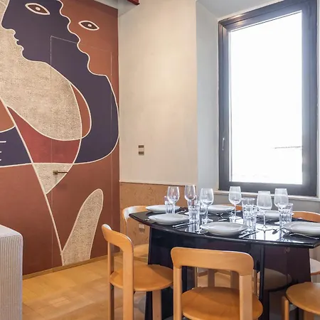 Spanish Steps Exclusive 3bdr شقة