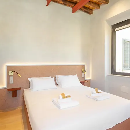 Spanish Steps Exclusive 3bdr *